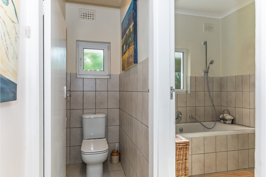 2 Bedroom Property for Sale in Kalk Bay Western Cape